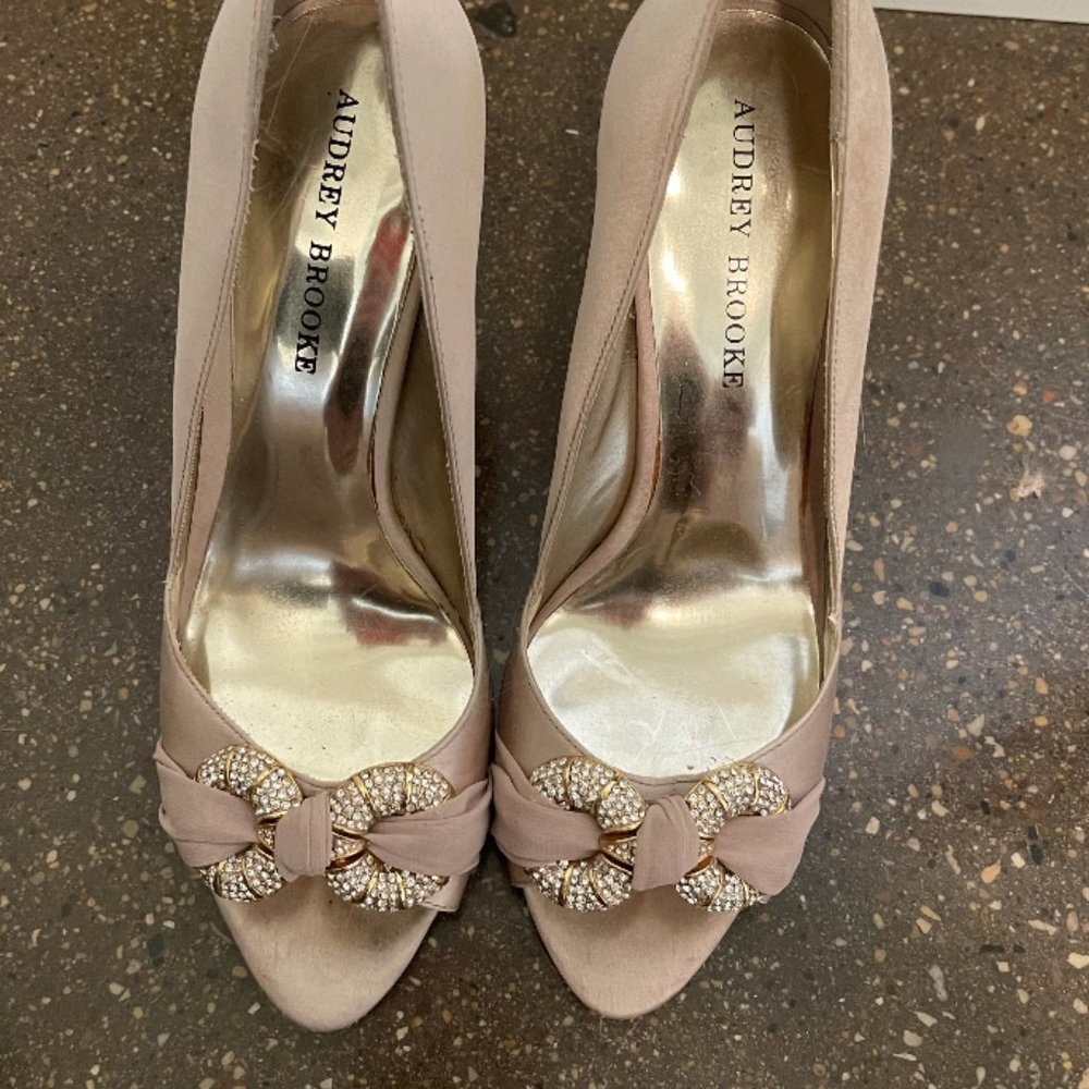 Aubrey Brooke Champagne Peep Toe Pumps